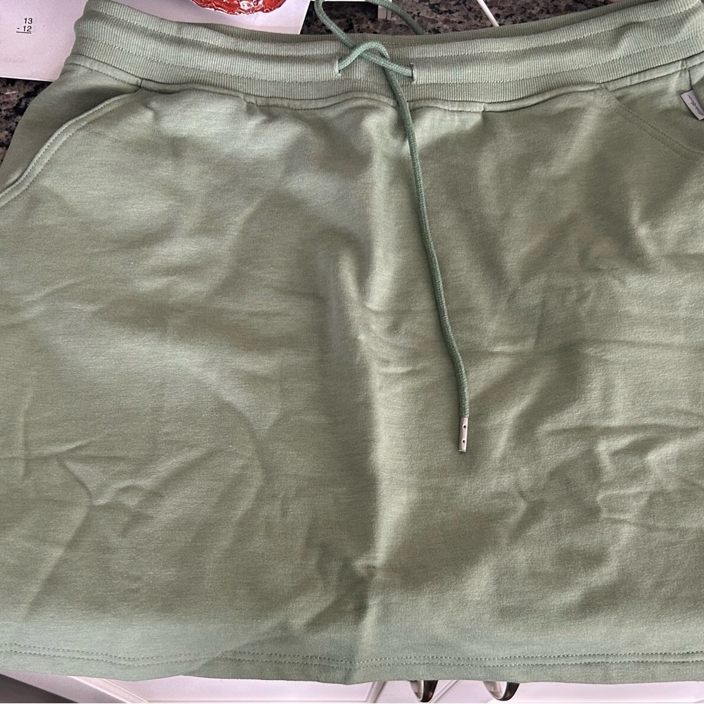Eddie Bauer sage green cozy camp fleece skirt size medium NWOT never worn